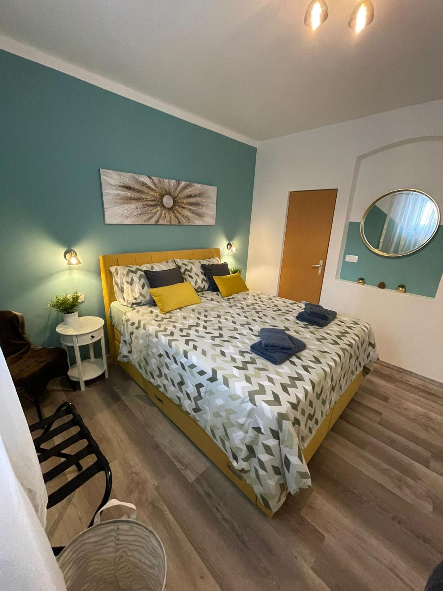 Apartment Eli Pula Bagian luar foto